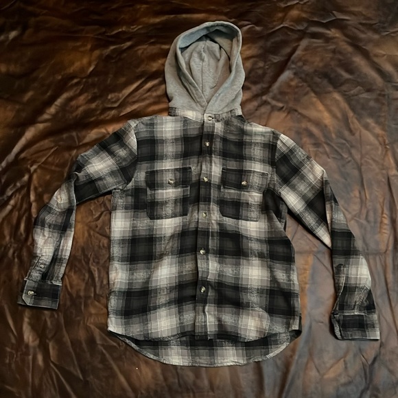 Flannel - Picture 1 of 6